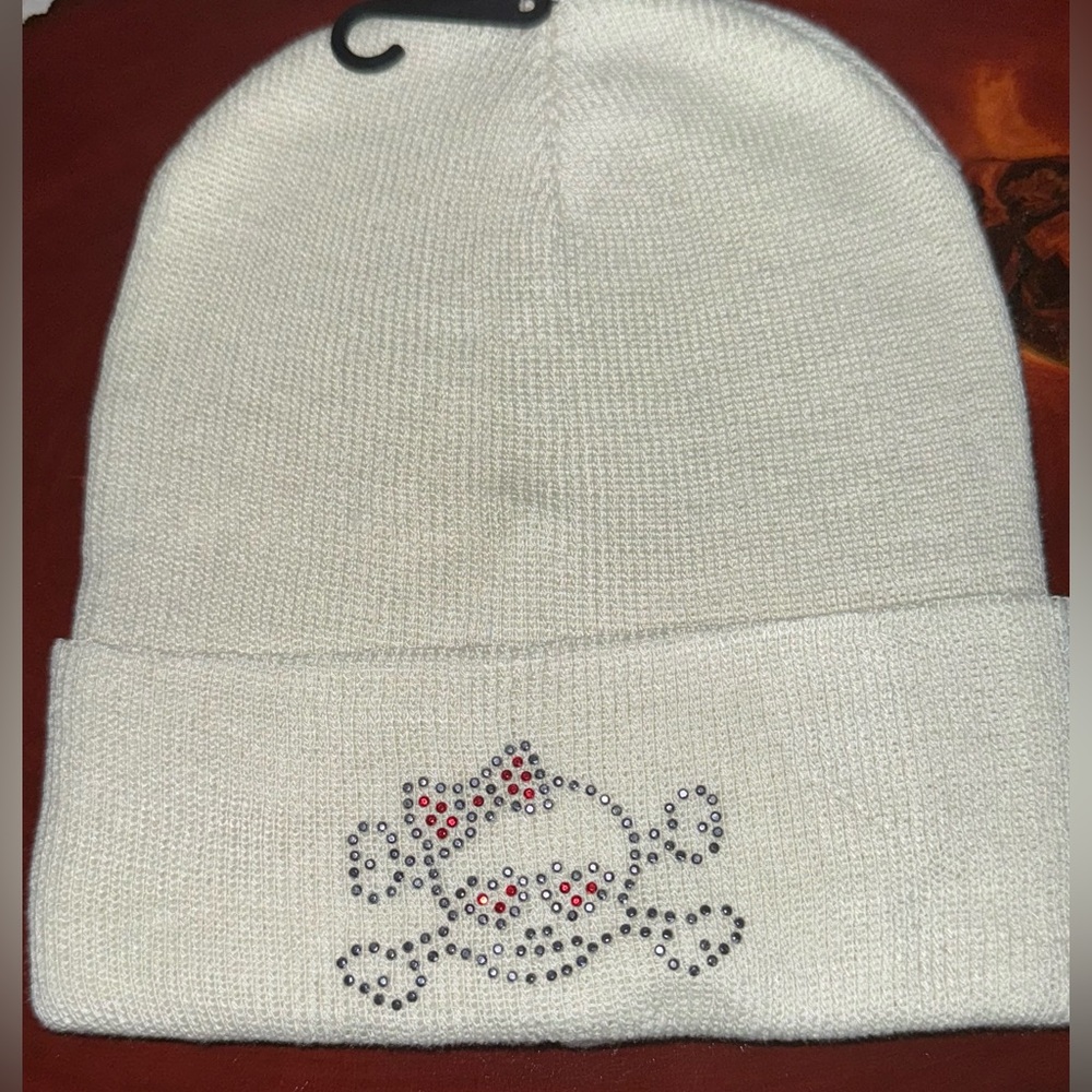 Pirate Skull & Crossbones with Bow Studded
Acrylic Hand-Knit Punk Beanie Hat Cap